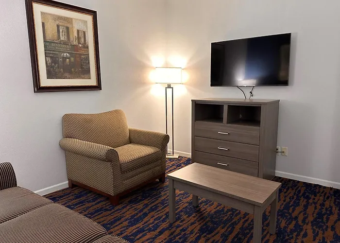 Baymont By Wyndham Indianapolis Northwest